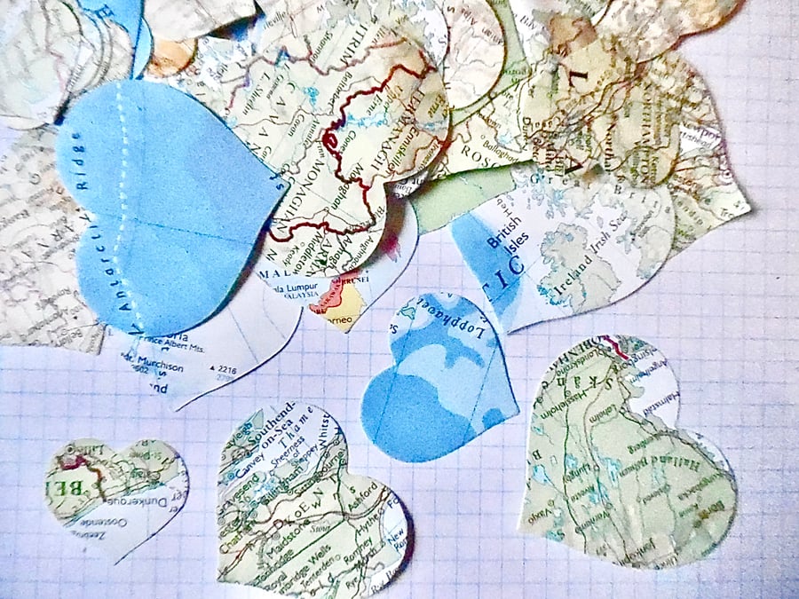 200 Map Of The World Paper  Heart  Die Cuts Table Confetti