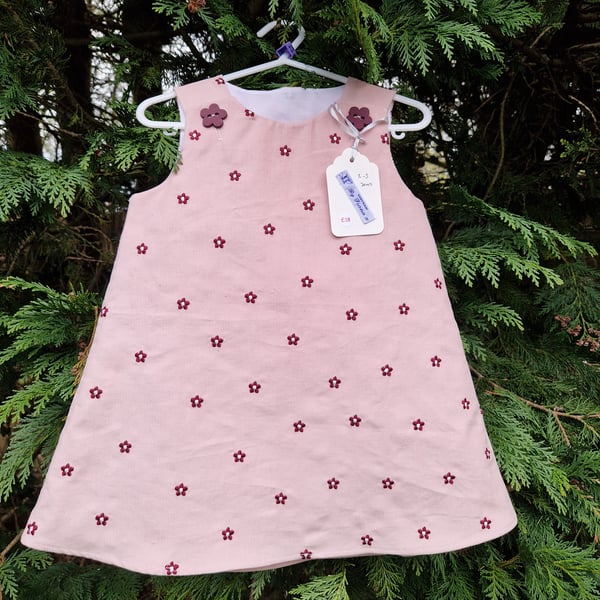 Age: 2-3yr Pink Daisy  Needlecord dress. 