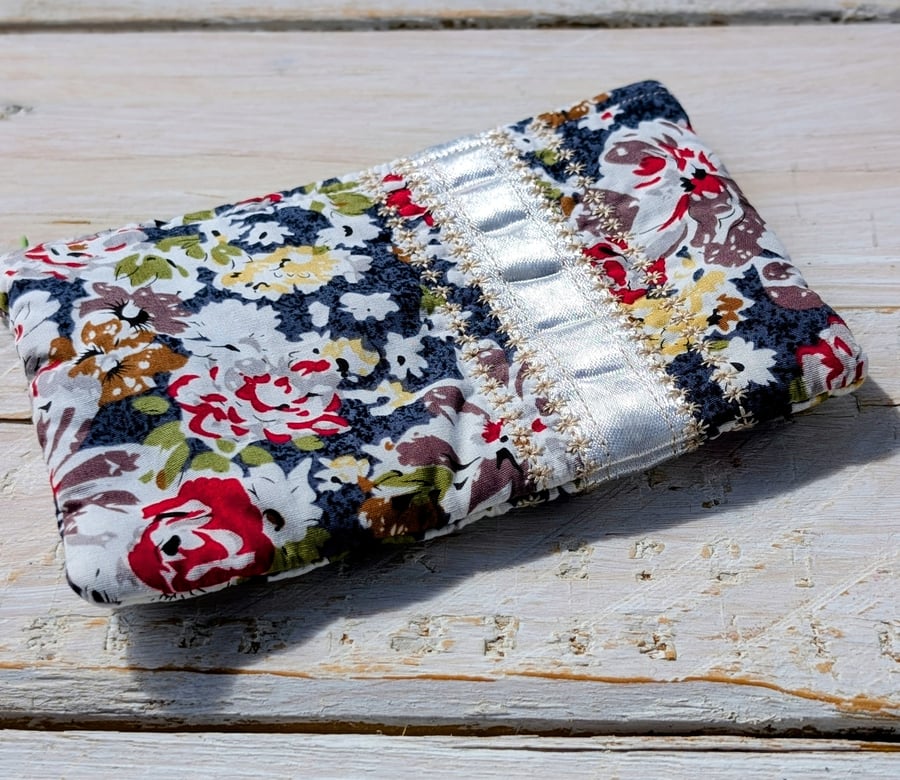 Small Zipper Pouch or Purse
