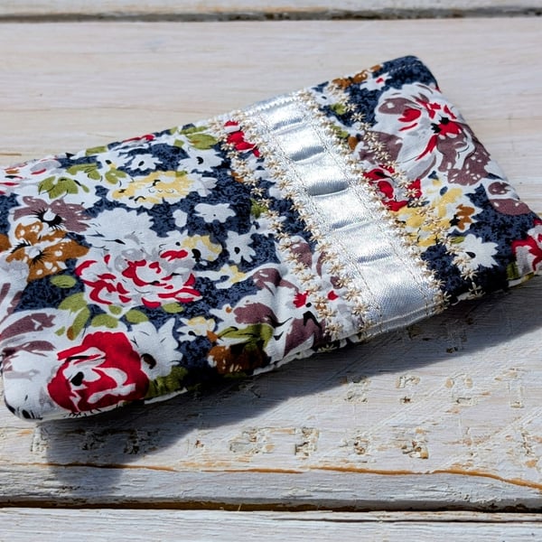 Small Zipper Pouch or Purse
