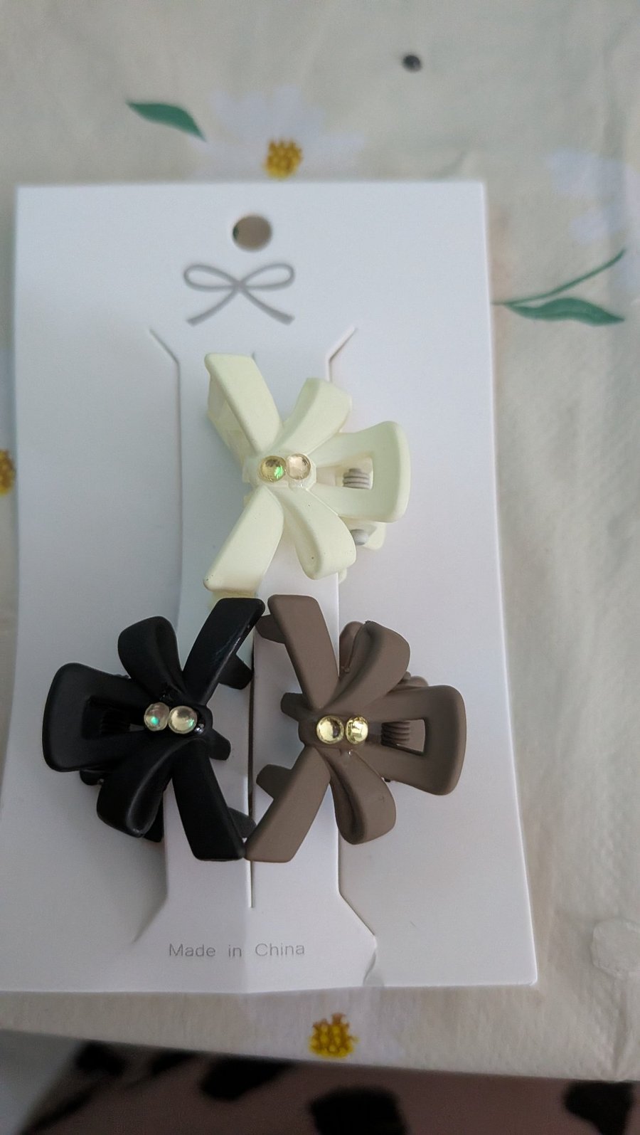 Image of 3 pack of mini claw clips 