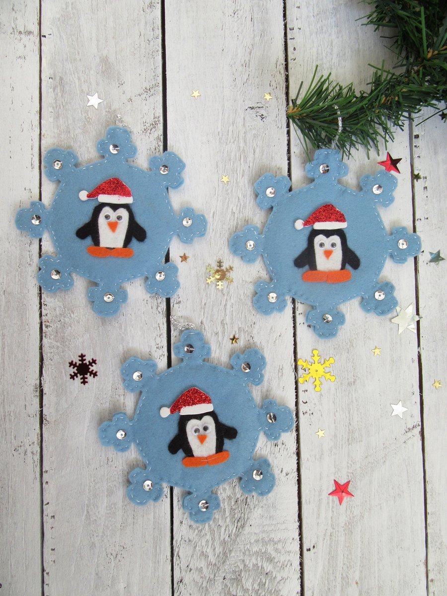 Snowflake Christmas decorations, penguin decorations 