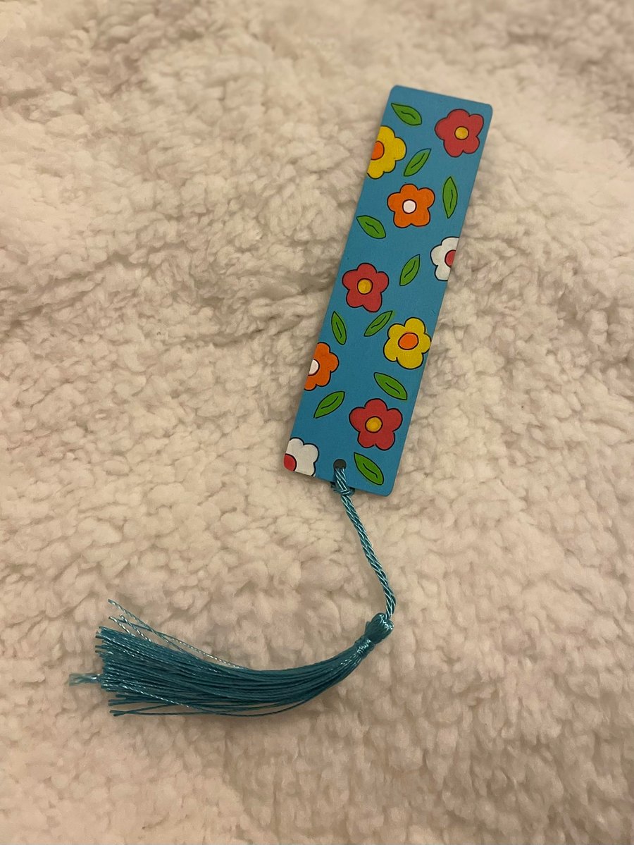 Painted wooden bookmark - flowers, reversible 