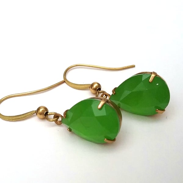 Shamrock Green Vintage Glass Earrings 