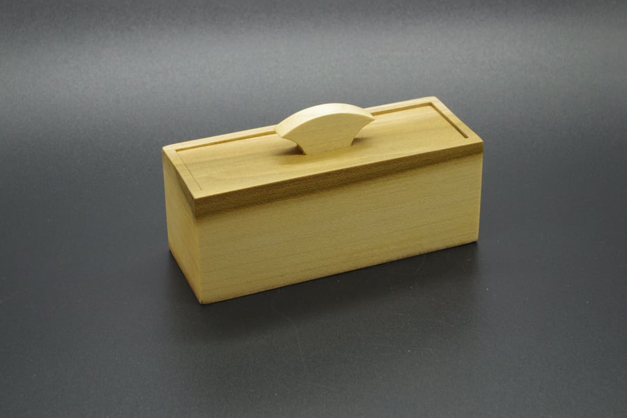 Wooden trinket, ring box. Handmade. Tulip wood.
