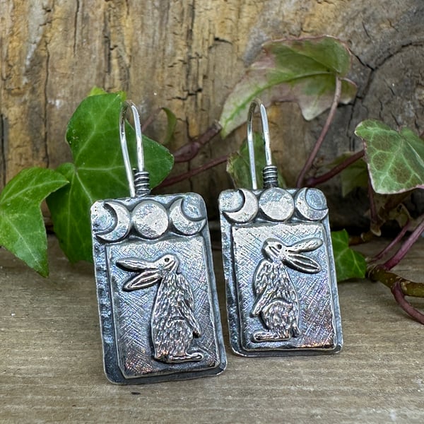 Moon Gazing Hare Earrings