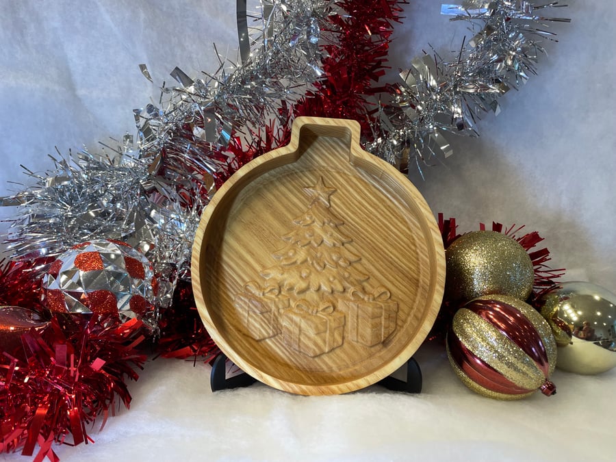 Christmas tree bauble serving tray 