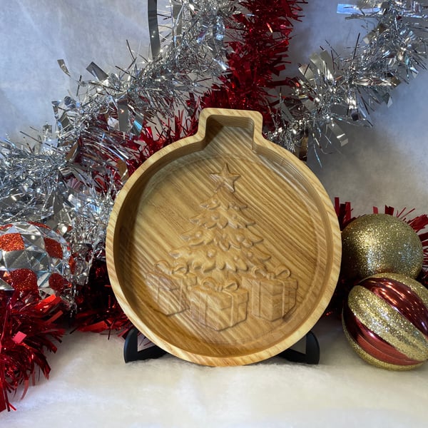 Christmas tree bauble serving tray 