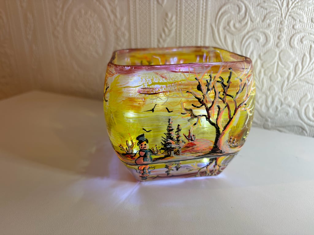 A hand painted and fired glass bowl by Andrew Jenkins 