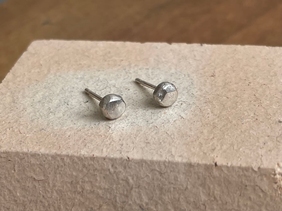 Silver Stone Earrings - Recycled Silver