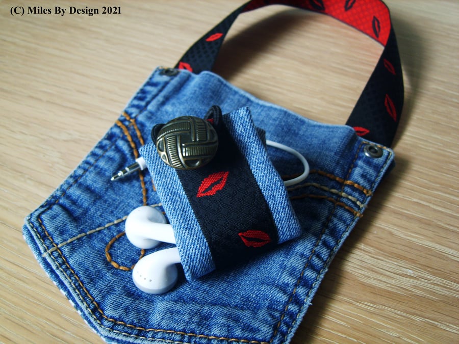 Up-cycled Denim Phone Holder and Earphone Tidy