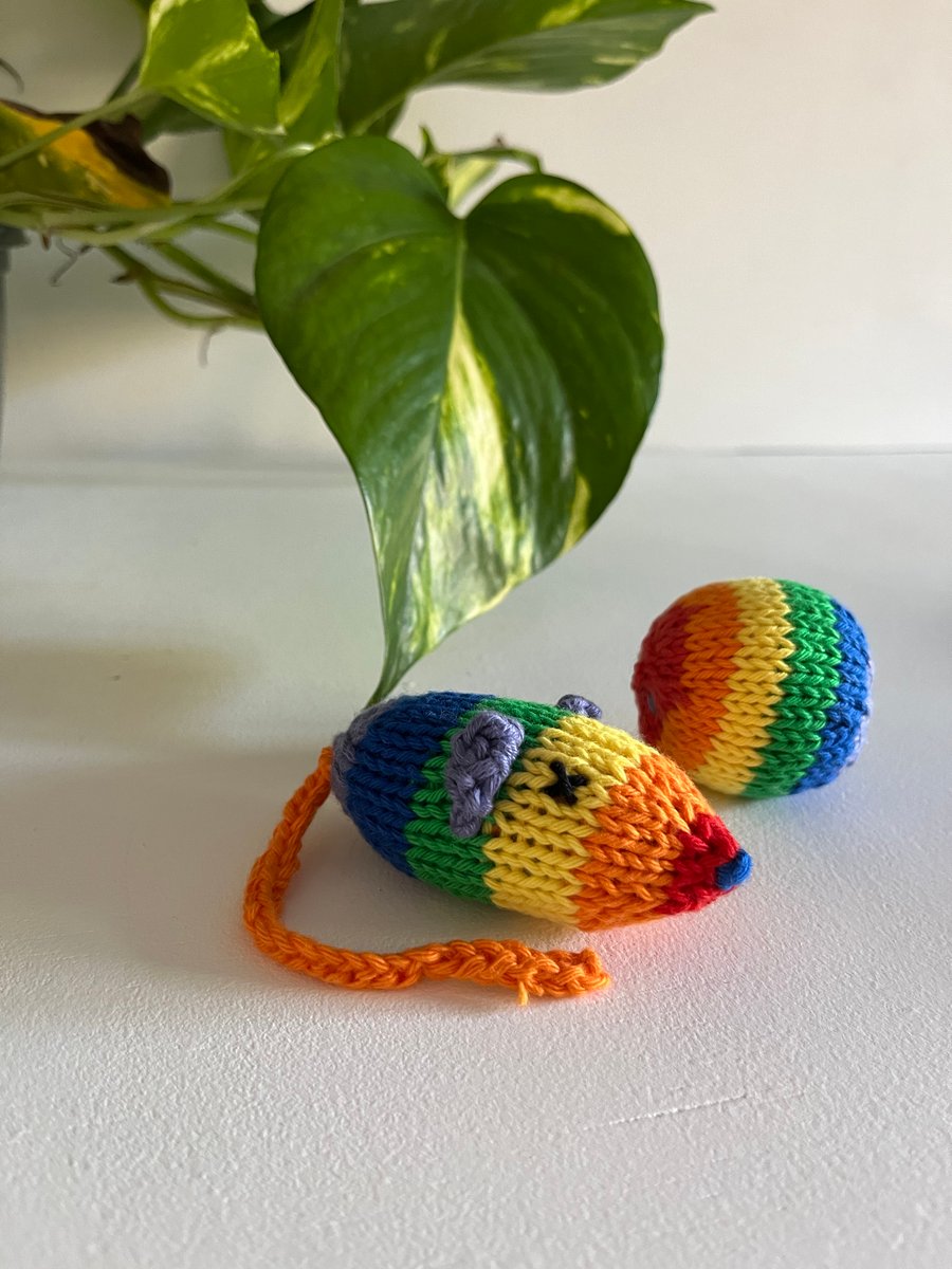 Hand knitted rainbow catnip mouse and ball set