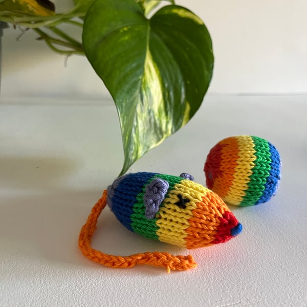 Hand knitted rainbow catnip mouse and ball set