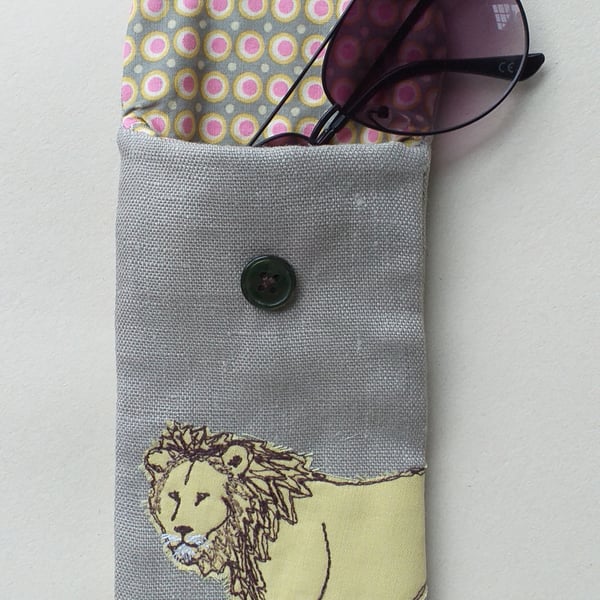 Embroidered Lion Glasses Case