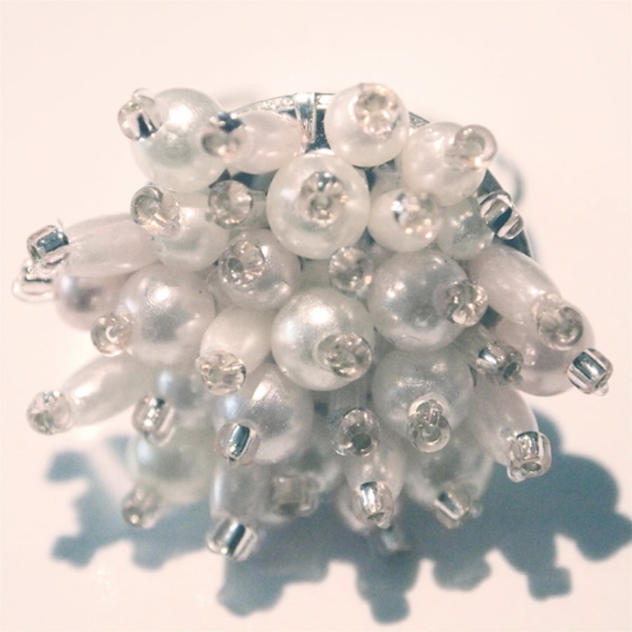 Pale Pink & While Pearly Bead Ring (adjustable)