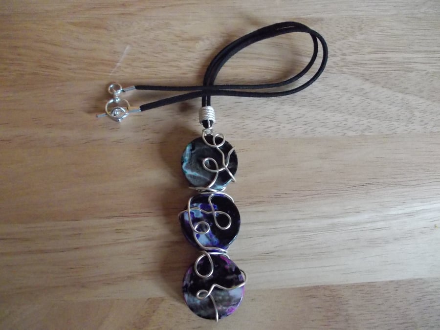 Wire wrapped multi-colour agate chunky coins pendant