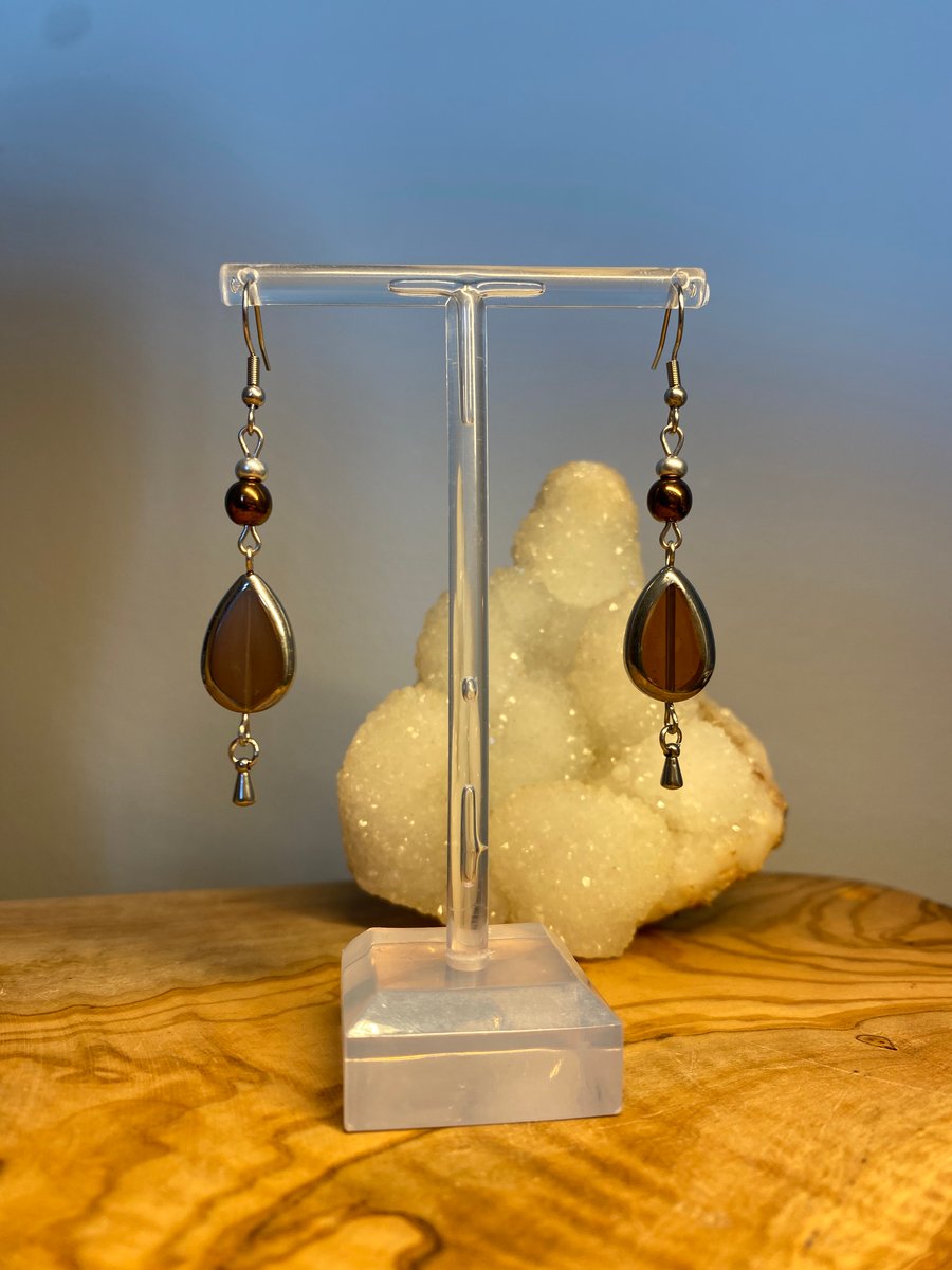 Dana - Purply Brown Drop Earrings 