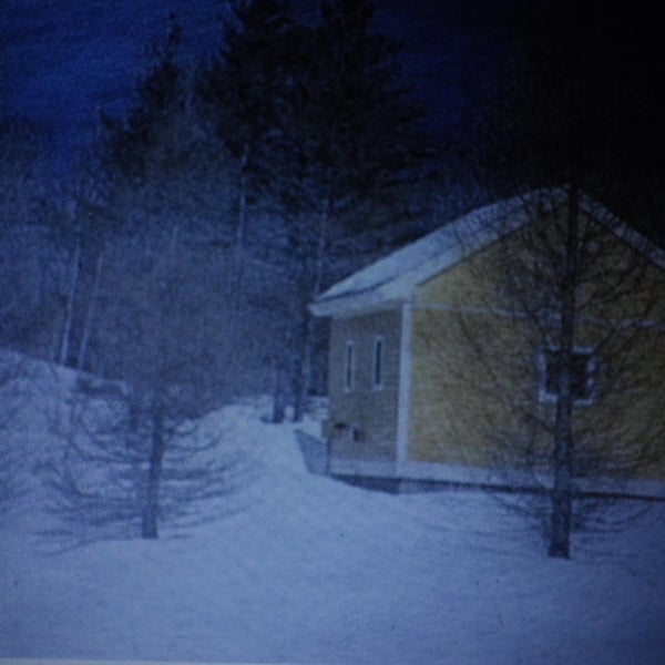 Shelter in the Snow, A4 unframed, free shipping, free hook and easel...ref 5896