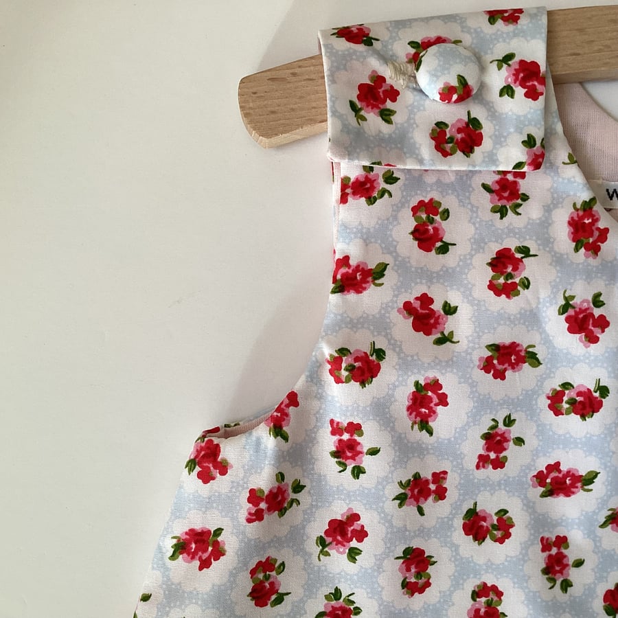 Pretty Rosebud A Line dress age 3 to 4, Handmade Girls cotton pinafore dress