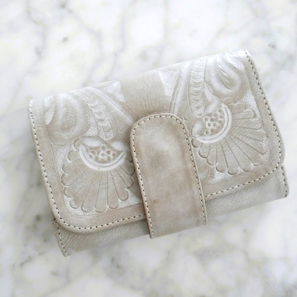 Small Nude Leather Trifold Wallet