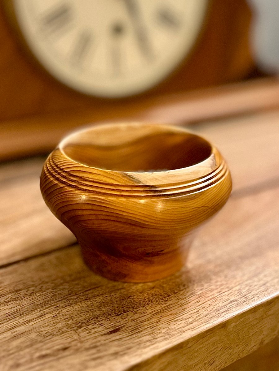 Yew Trinket Bowl