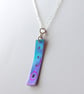 Vibrant, reversible pendant in lightweight aluminium  - Image 2