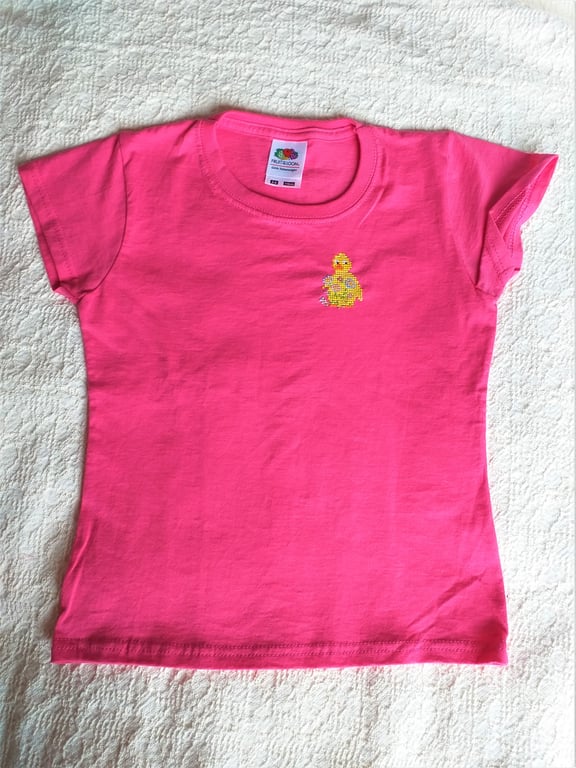 Duckling, T-shirt, age 5-6, hand embroidered