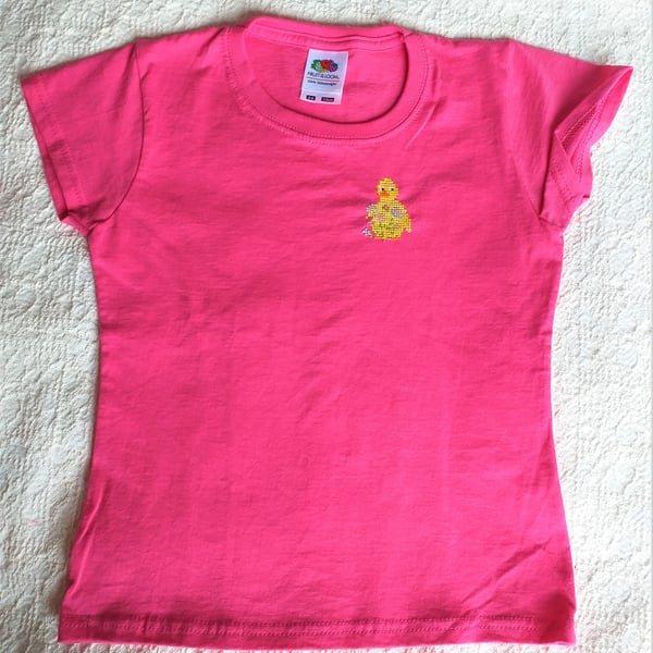 Duckling T-shirt, age 5-6, hand embroidered