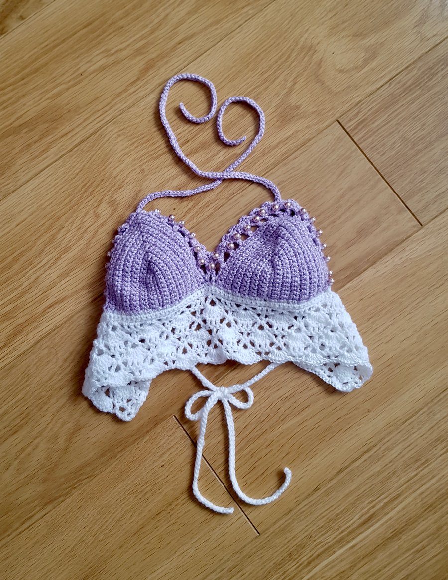 Lavender and white with beads crochet halter top. Size UK - Small. 