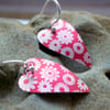 Heart earrings in red with printed flowers