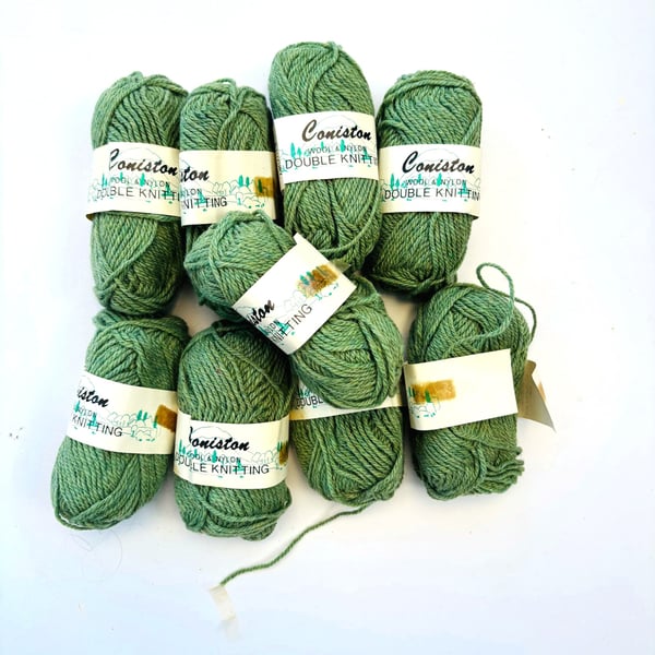Vintage CONISTON Wool & Nylon Blend DK Yarn in Green 9 x 25gram balls