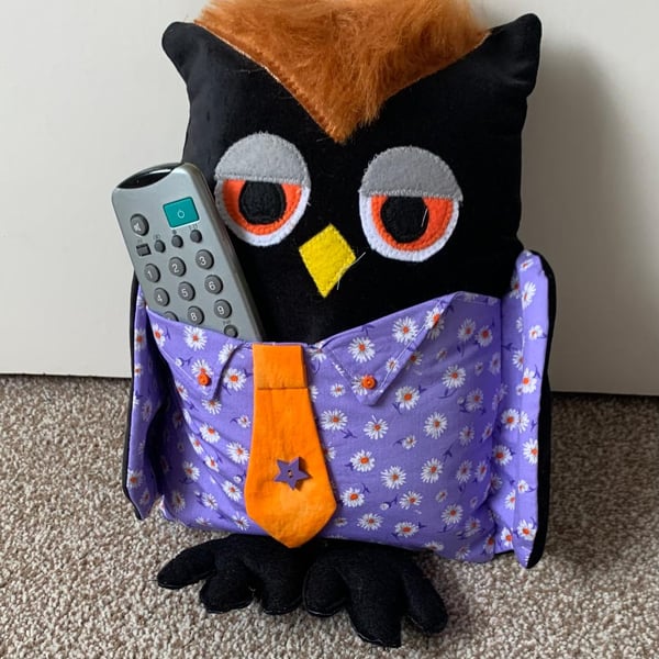Black velvet owl shaped remote control cushion