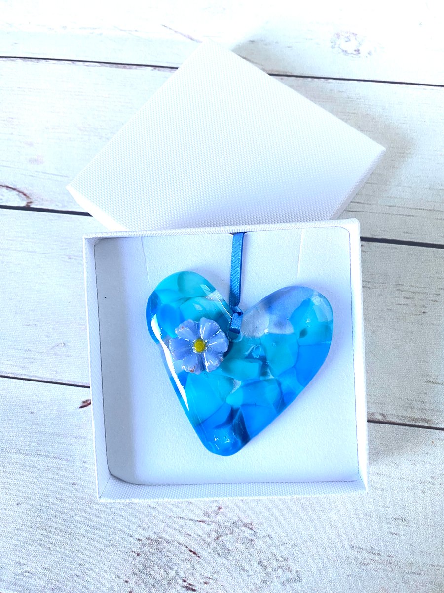 Fused glass forget me not heart