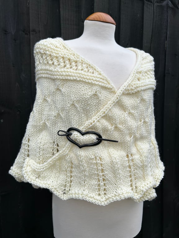 Milky white soft alpaca mix yarn hand knitted triangle lace shawl wrap