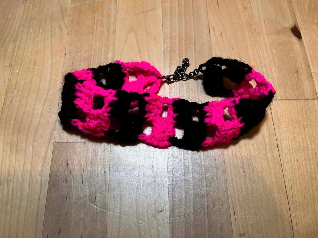 Crochet Checkered Choker