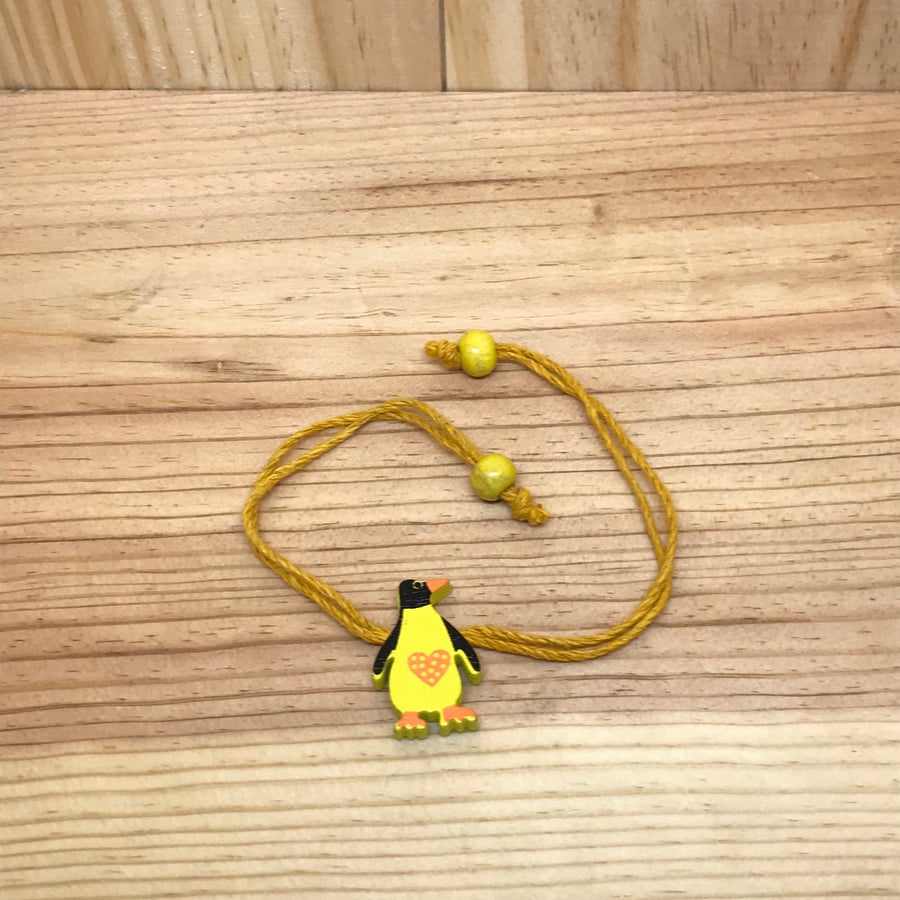  Children's Penguin Bracelet. (099)