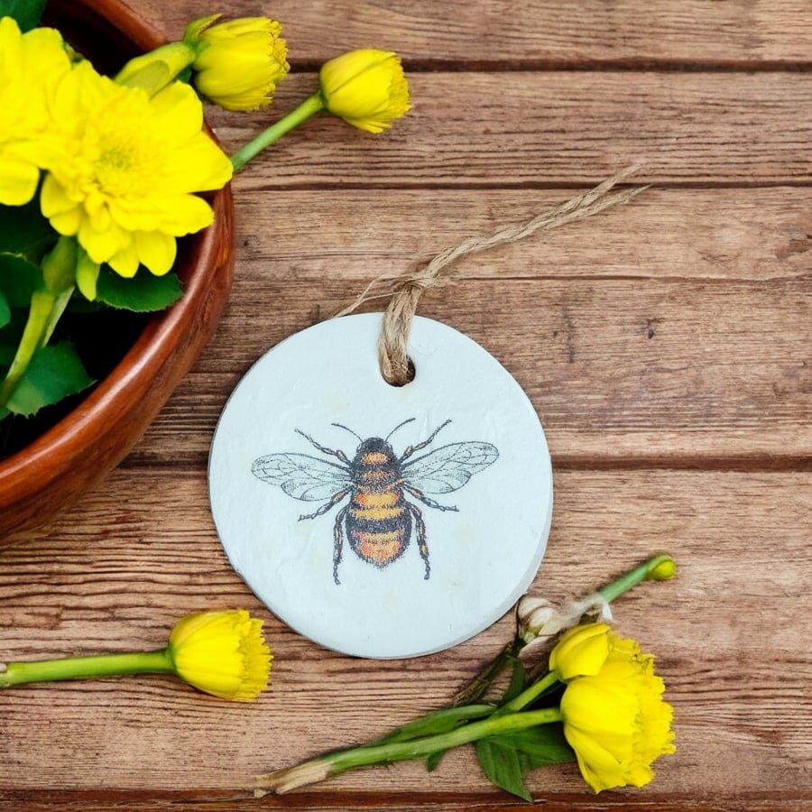 Bumblebee Round Hanging Diffuser