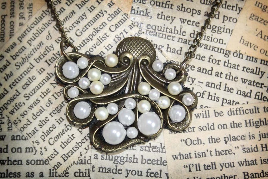 Steampunk Octopus Pearl Bead Fairy Tale Sea Creature Necklace