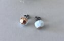 Stud earrings 