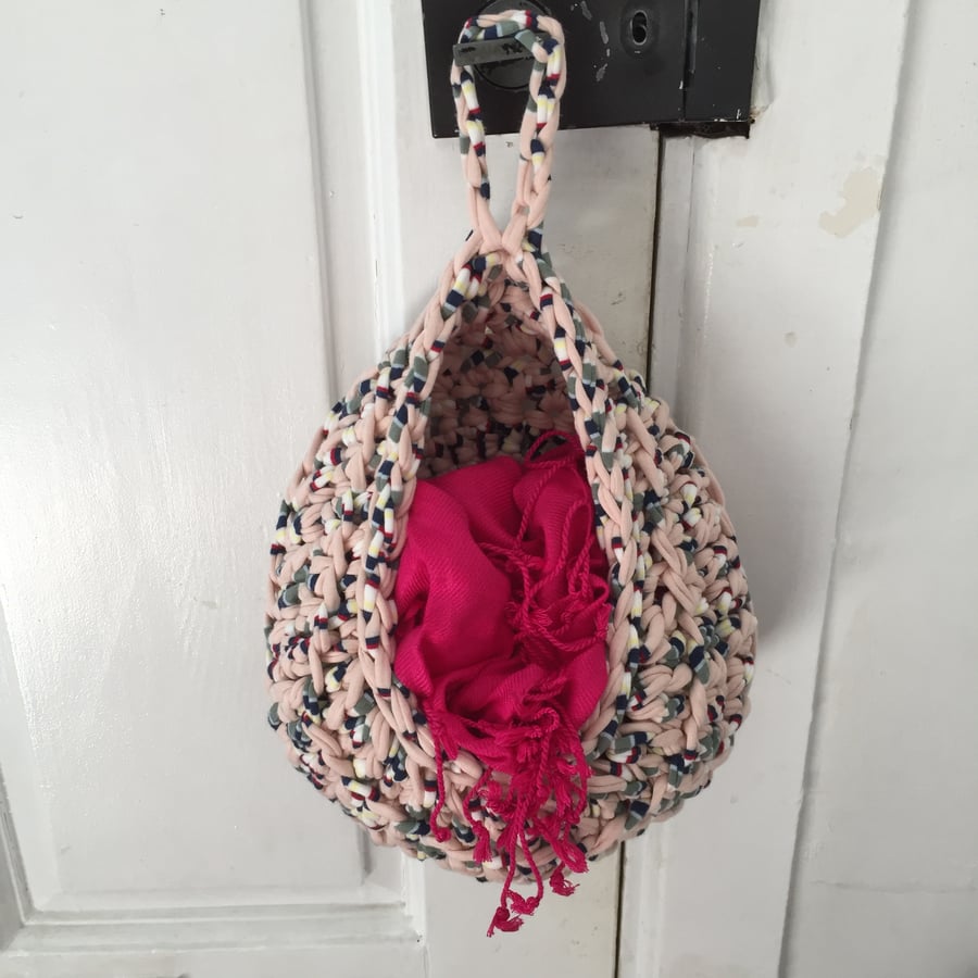 Crochet hanging basket made with upcycled tshirt yarn - blush pink print