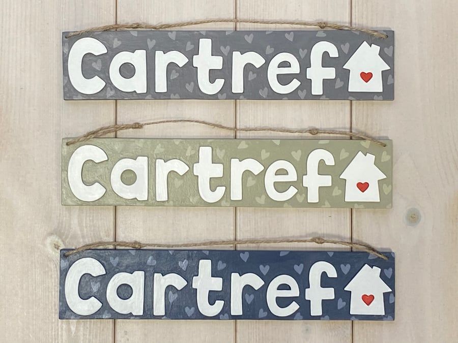 Cartref hanging door sign