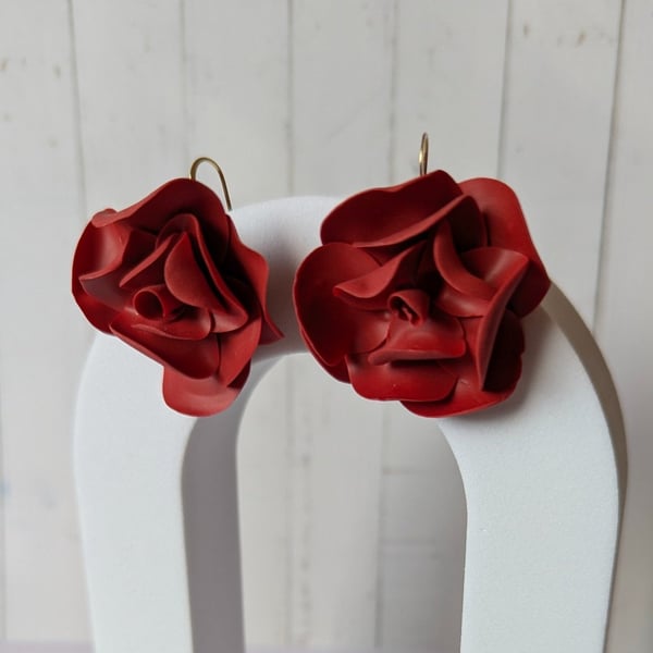 Red rose drop earrings.