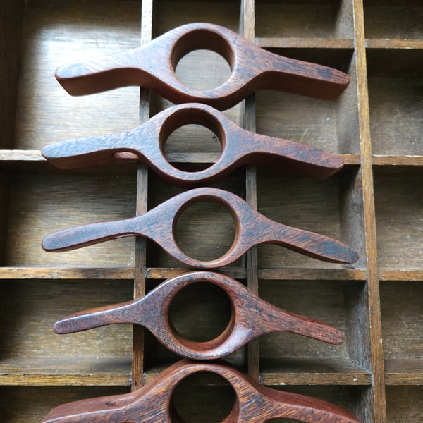 Parquet Art Closed Top Page Holders
