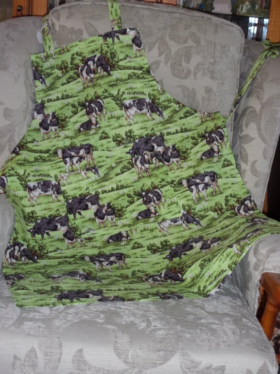 Adult Apron with Holstein Fresian Cows