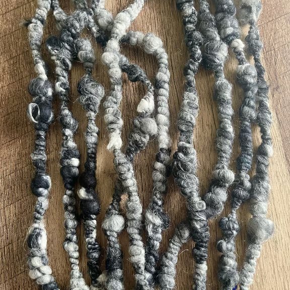 Art Yarn Coiled with Mixed Fibres