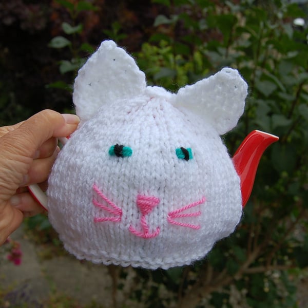 White cat Tea cosy - to fit a small  teapot, knitted tea cosy 
