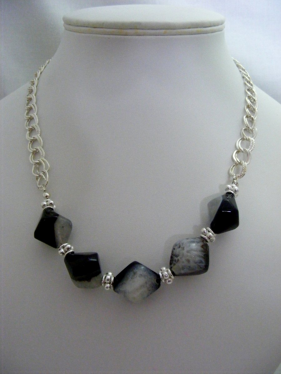 Black and White Agate Necklace