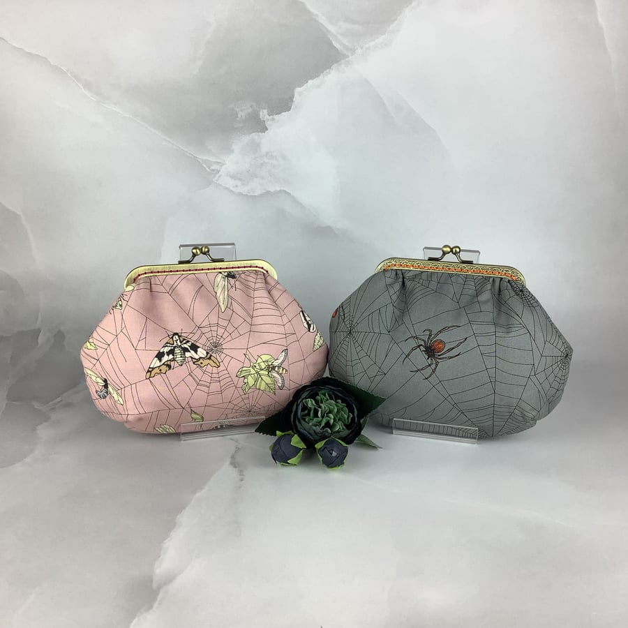 Spiders Web small clutch bag, makeup bag, Optional chain, 2 pattern options