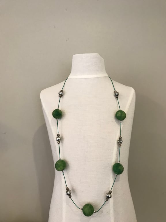Felt Necklace. (251)