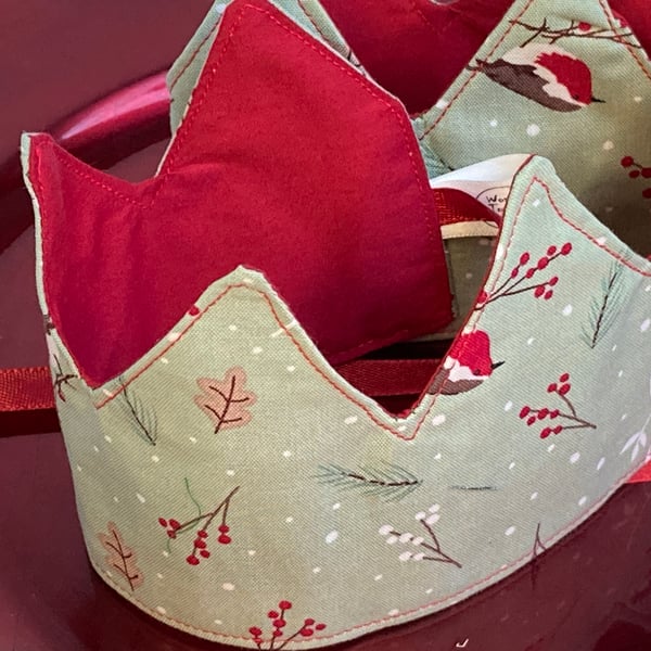 Pick and Mix Christmas party Crowns. Reusable fabric crown - green with robins. 